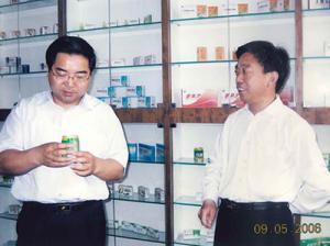 2006年5月9日，時任洛陽市市長連維良到我公司考察